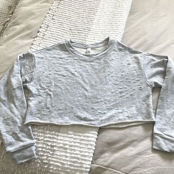 Alo Yoga Gray Cropped Distressed Sweatshirt - Picture 1 of 6